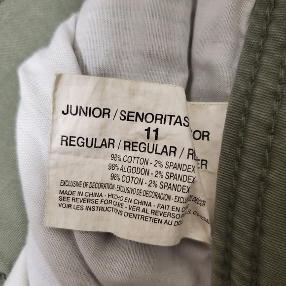 lei Pants & Jumpsuits Lei Ashley Capris Poshmark